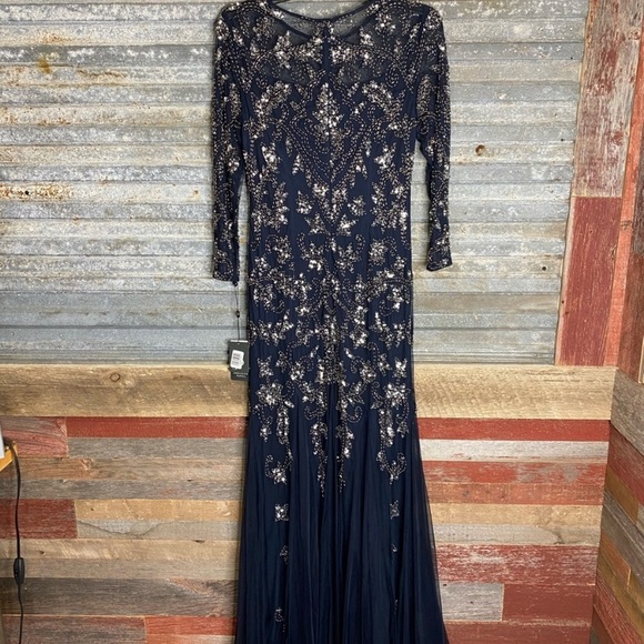 Adrianna-Papell long gown - Picture 10 of 11